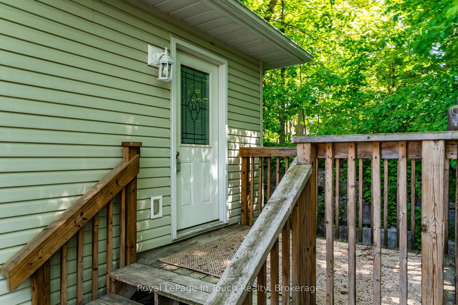 679 Montreal Street • Midland, ON photo 4