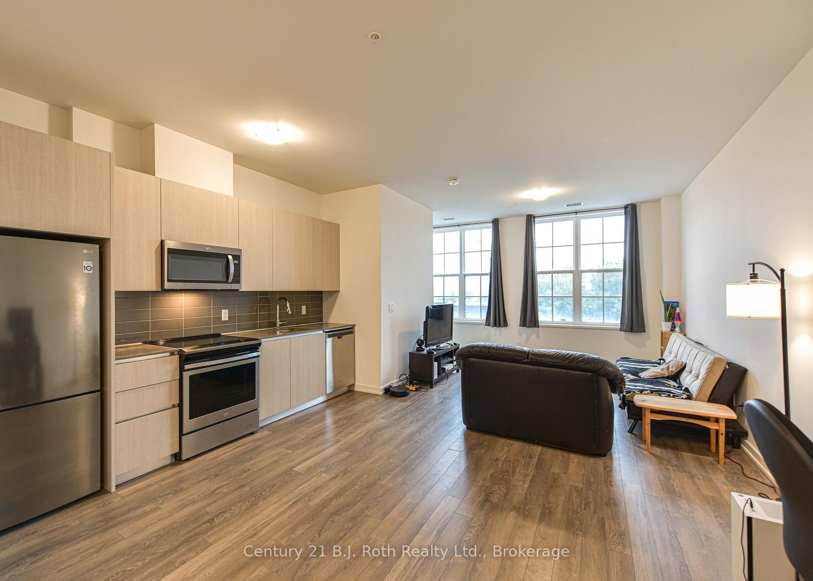 21 MATCHEDASH Street S • #212 • Orillia, ON photo 11