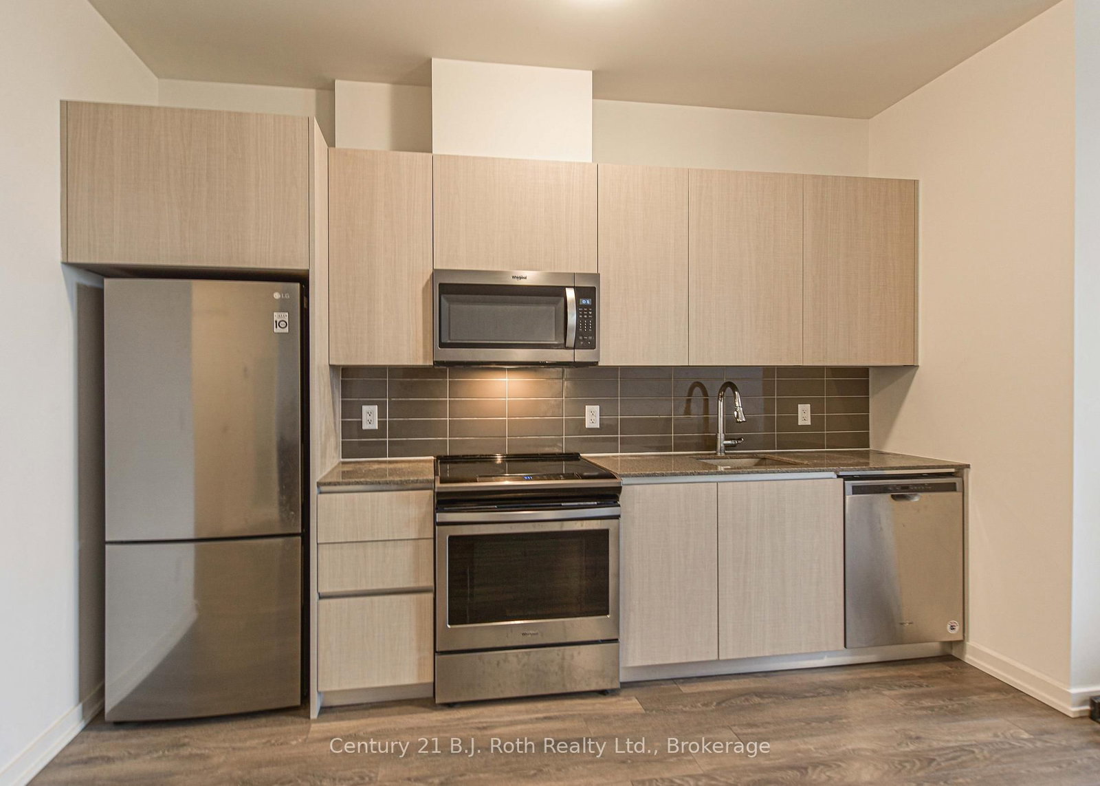 21 MATCHEDASH Street S • #212 • Orillia, ON photo 13