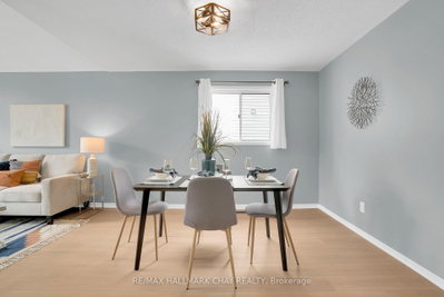 121 Huronia Road — photo 3