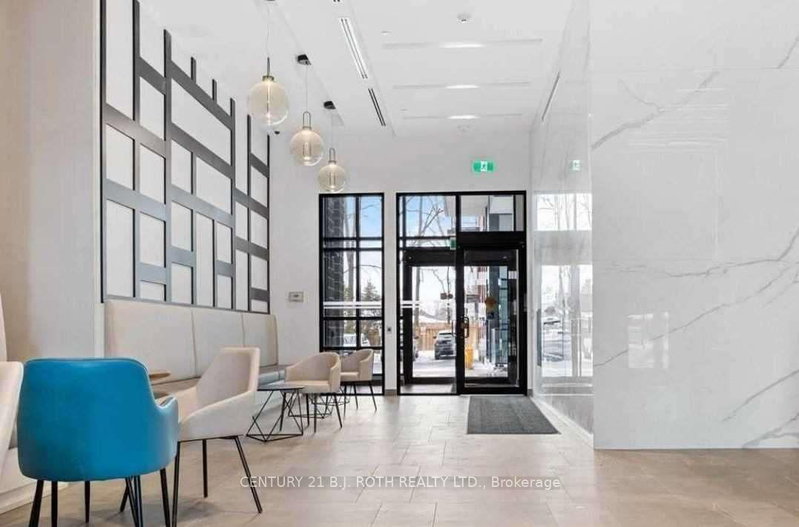 201 - 681 Yonge Street N
