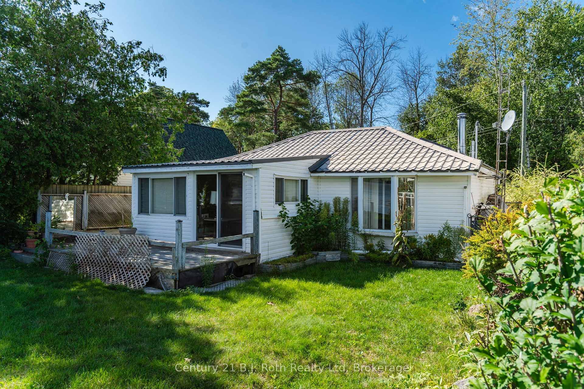 15 Bow Road