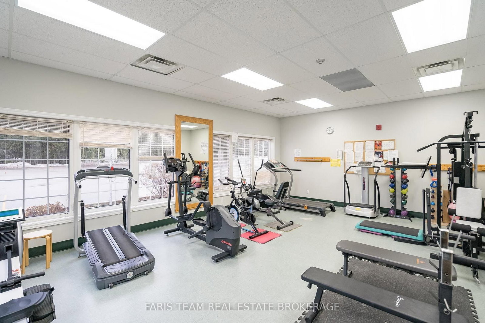 61 Pennsylvania Avenue • Wasaga Beach, ON photo 35