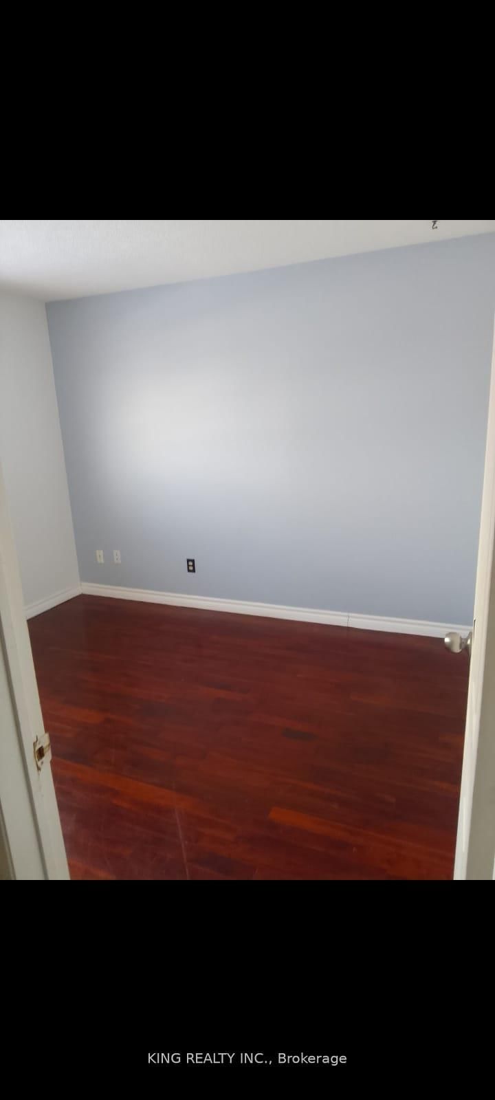 139 Livingstone Street • Barrie, ON photo 15