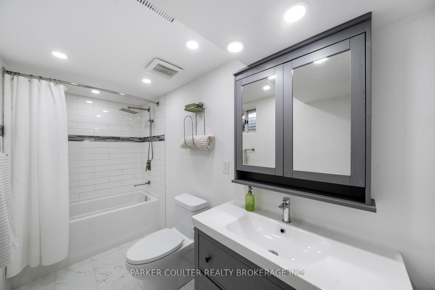 289 Pine Drive • Barrie, ON photo 27