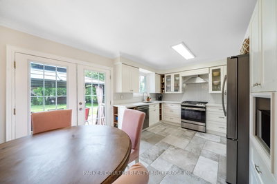 289 Pine Drive • Barrie, ON photo 9