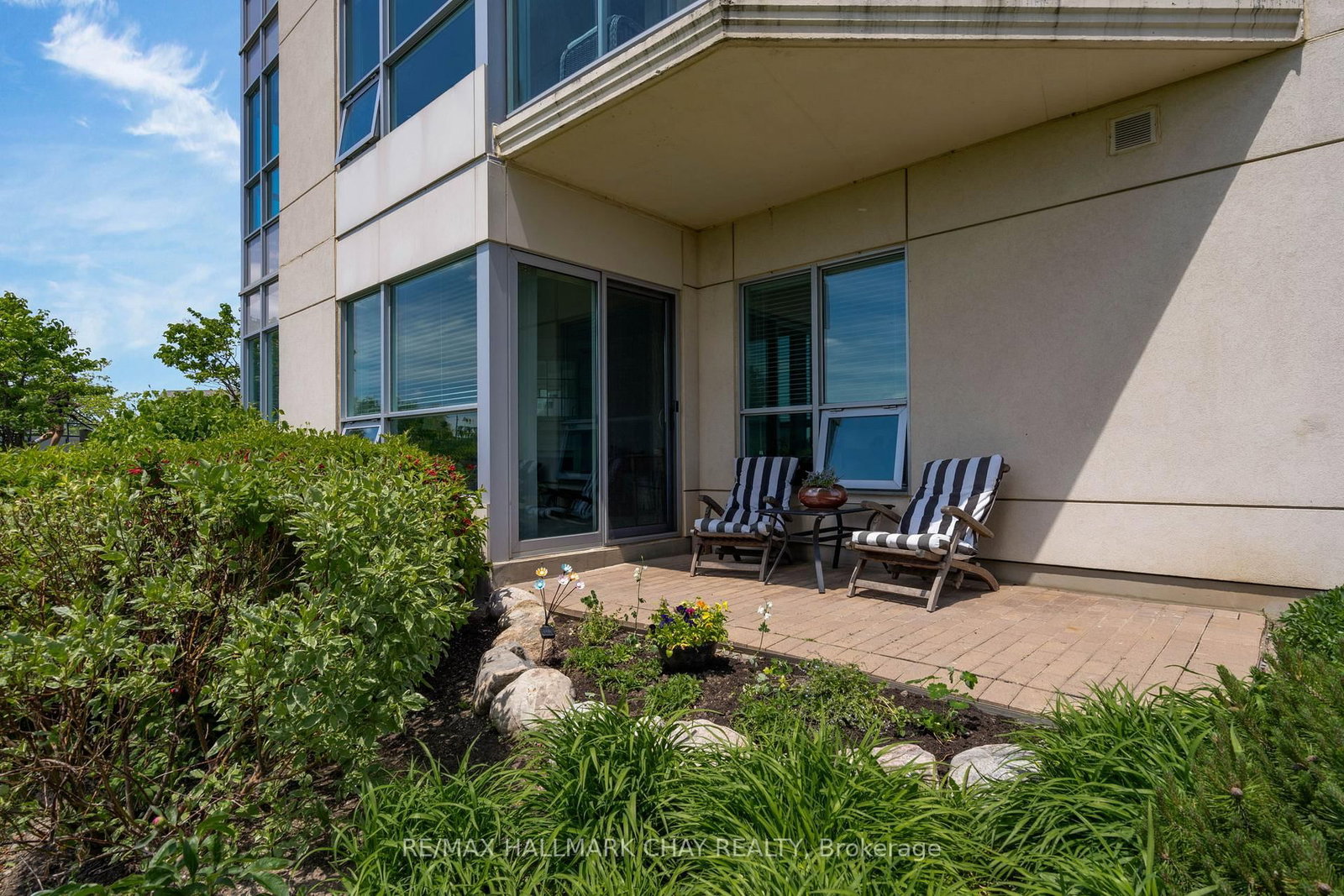 6 Toronto Street • #307 • Barrie, ON photo 3