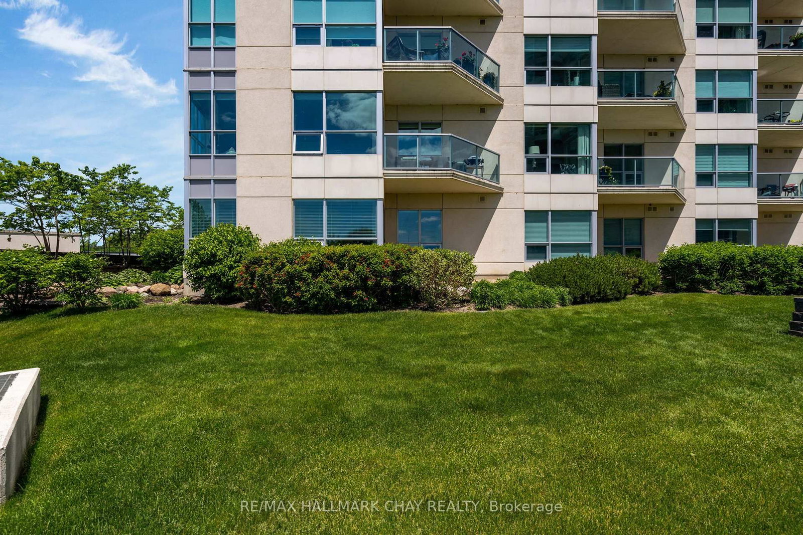 6 Toronto Street • #307 • Barrie, ON photo 31