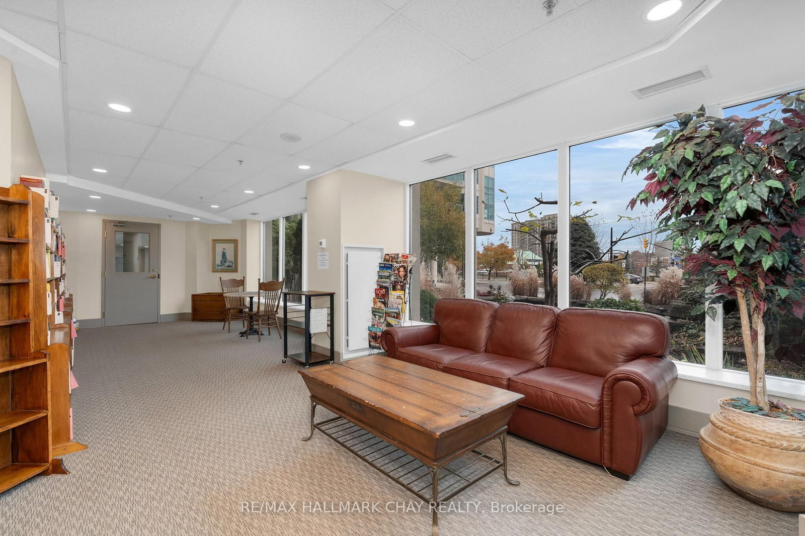 6 Toronto Street • #307 • Barrie, ON photo 38