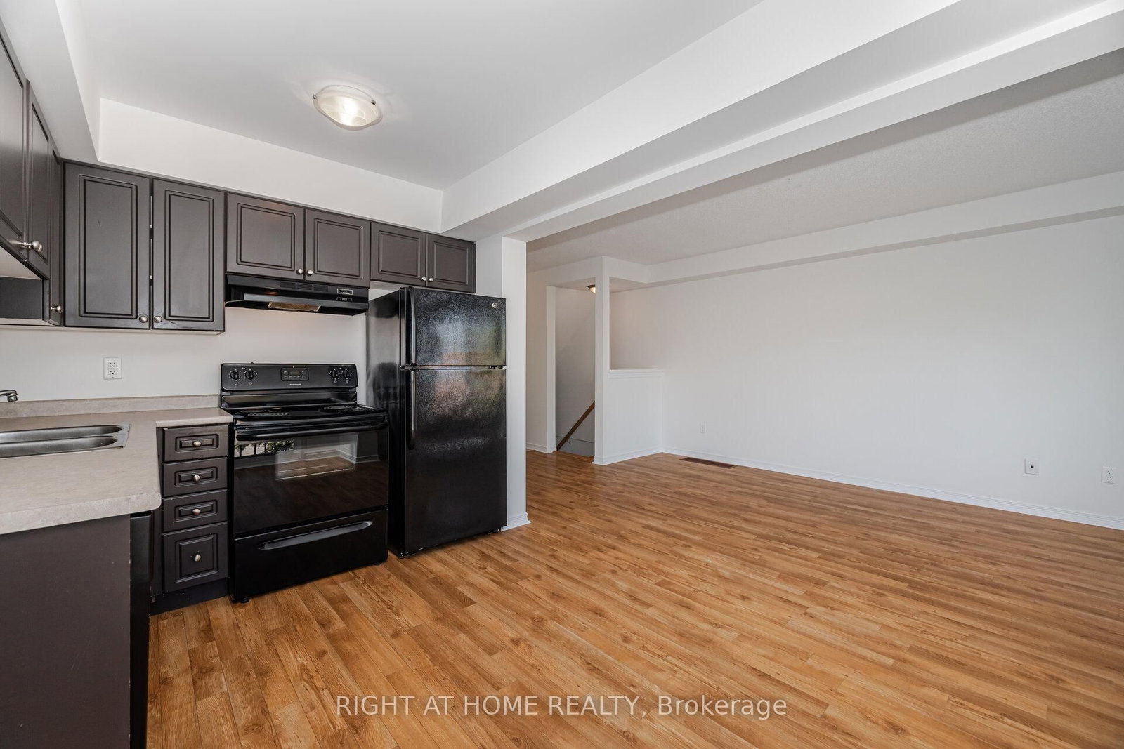 23 Peartree Court • Barrie, ON photo 15