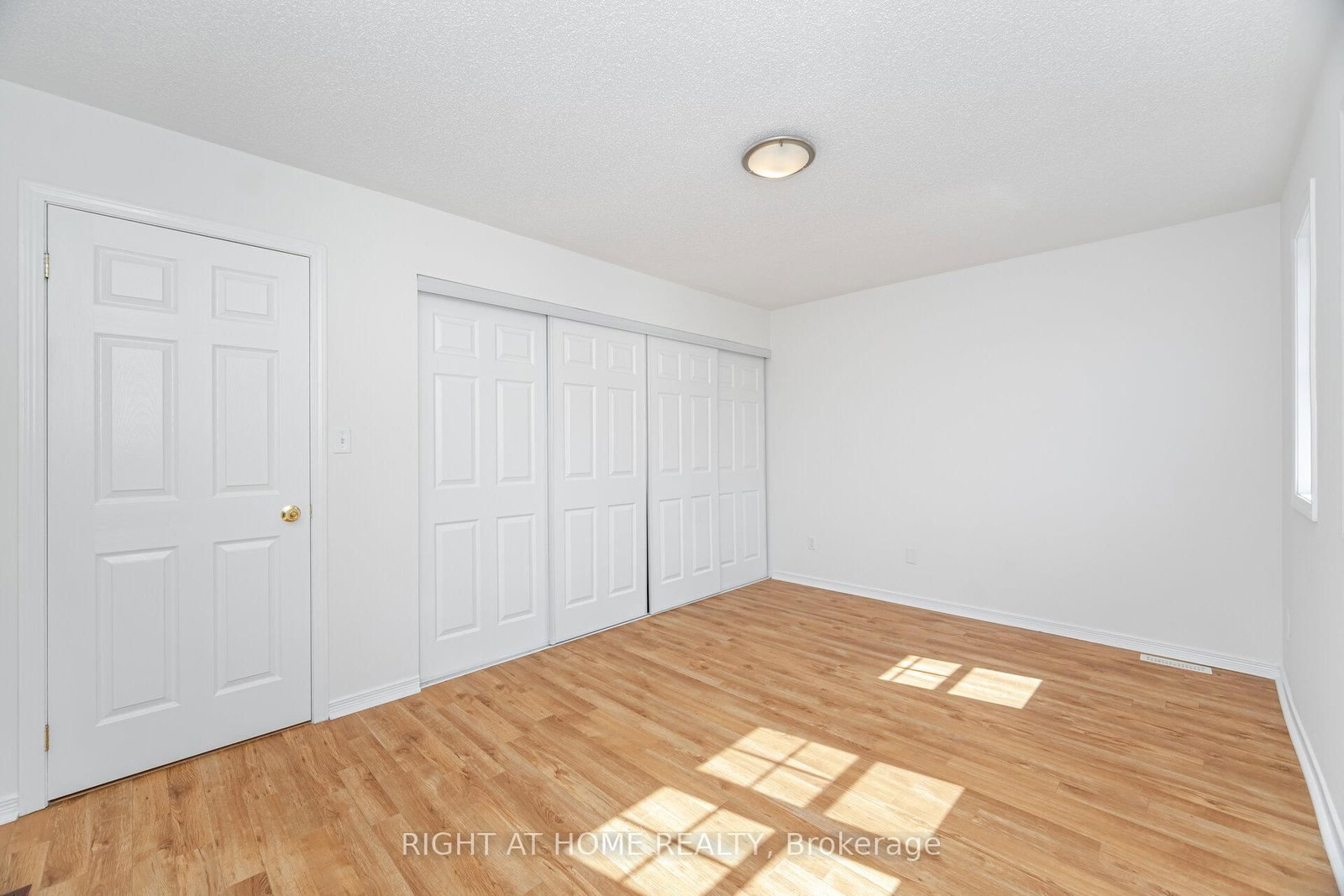 23 Peartree Court • Barrie, ON photo 23