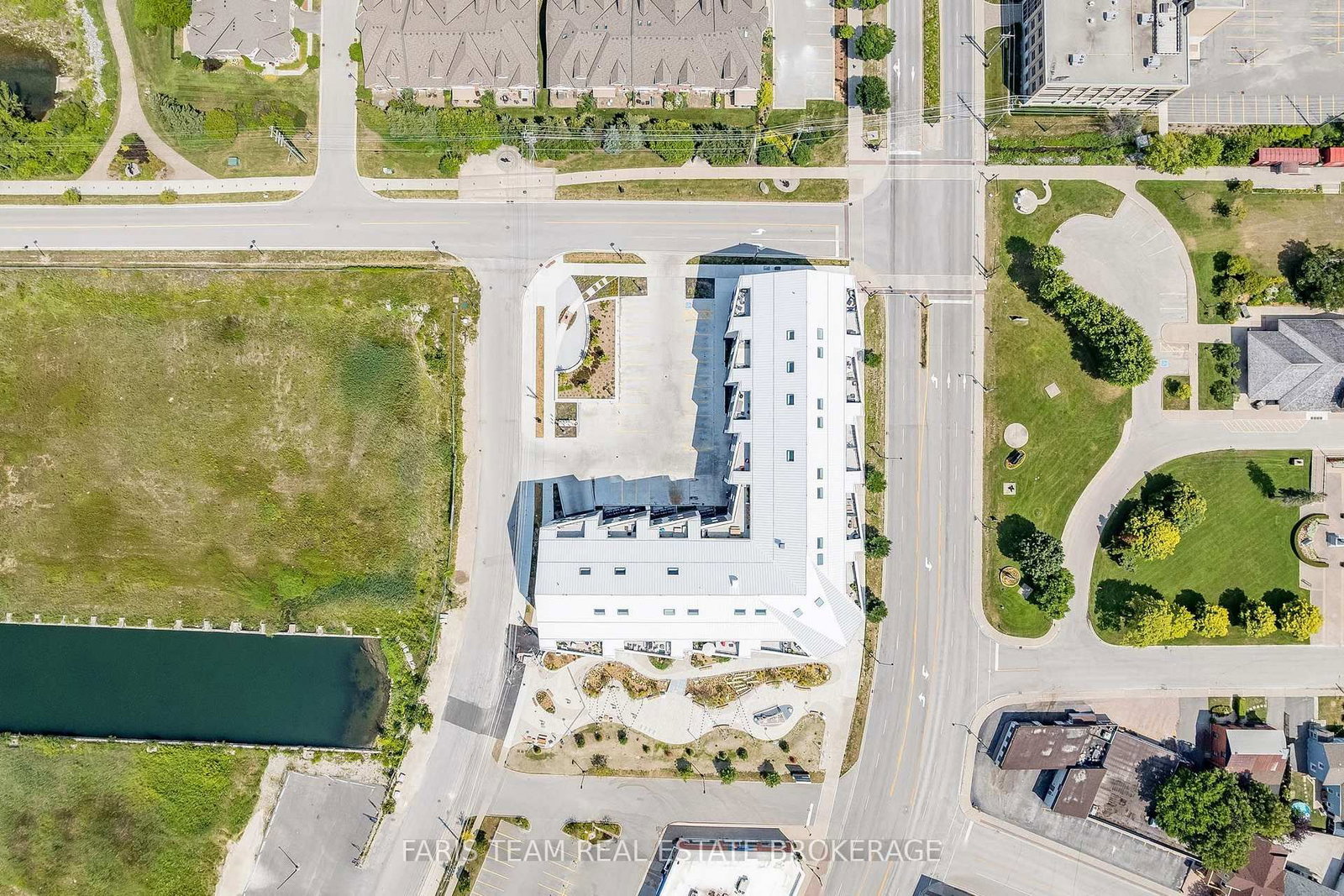 31 Huron Street • #611 • Collingwood, ON photo 46
