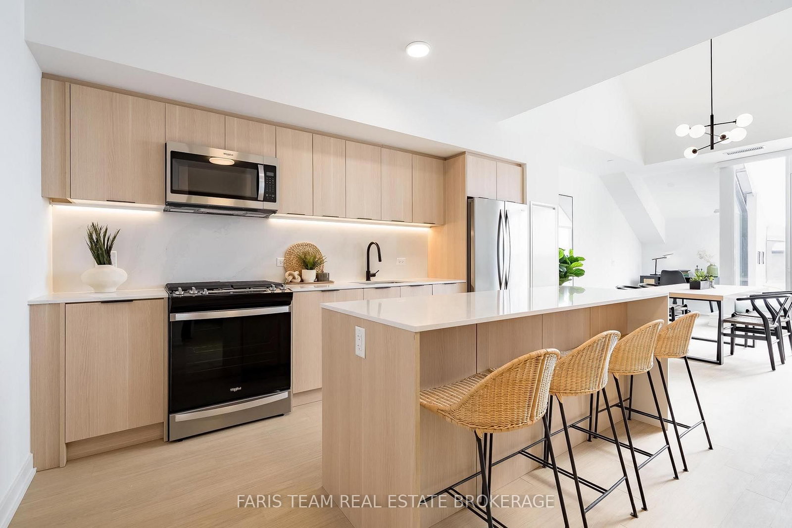 31 Huron Street • #611 • Collingwood, ON photo 9
