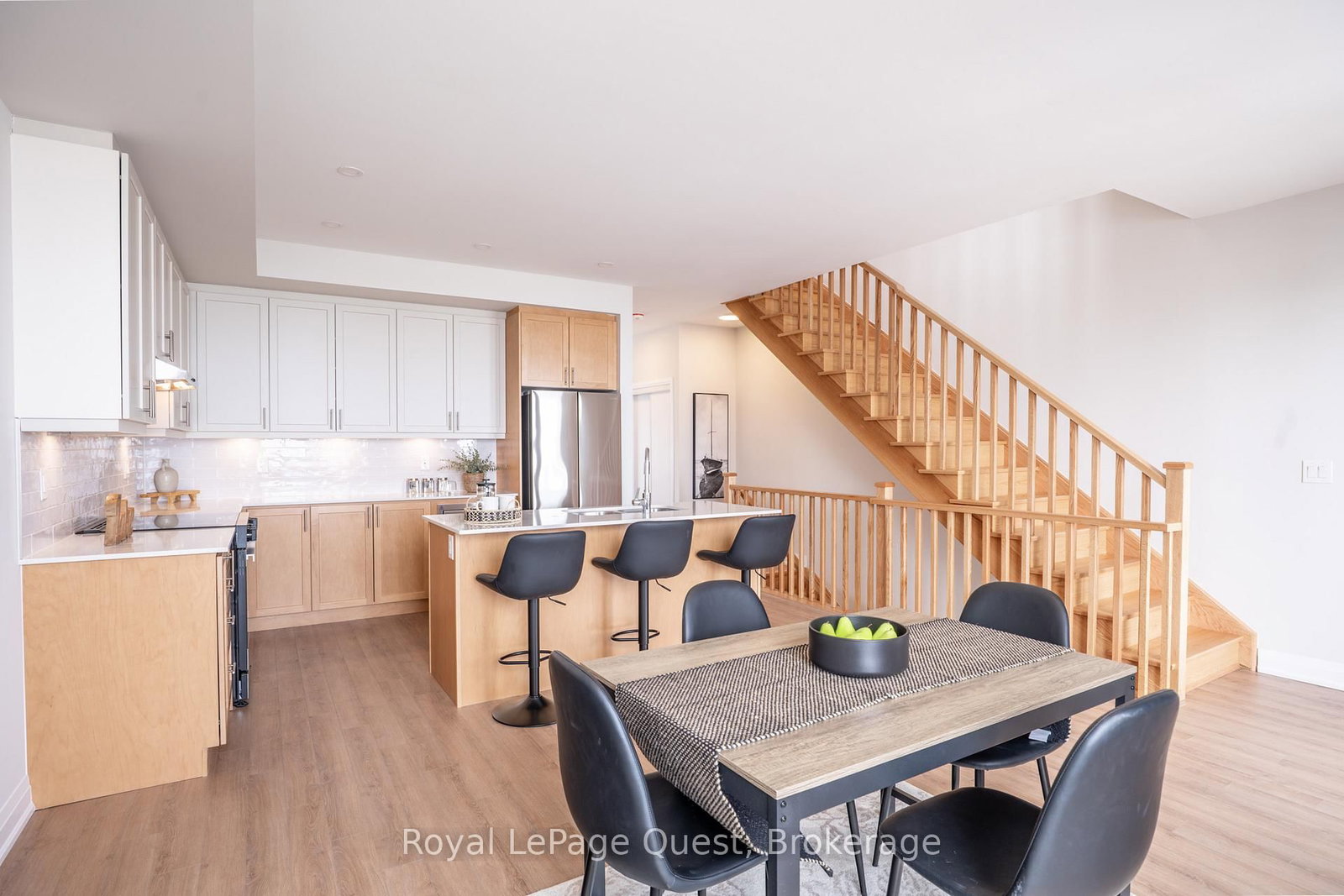 93 Lightfoot Drive • Orillia, ON photo 13