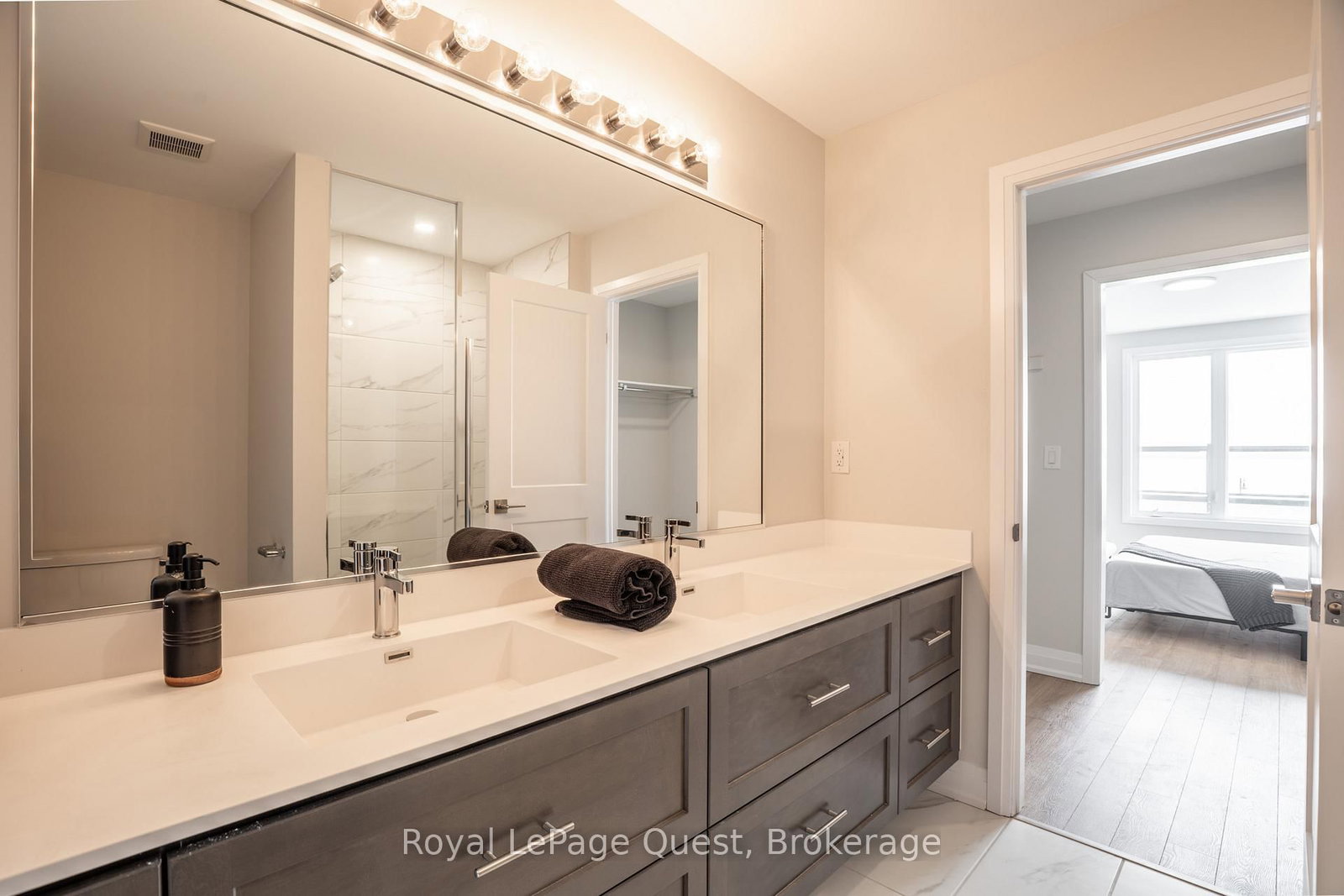 93 Lightfoot Drive • Orillia, ON photo 21