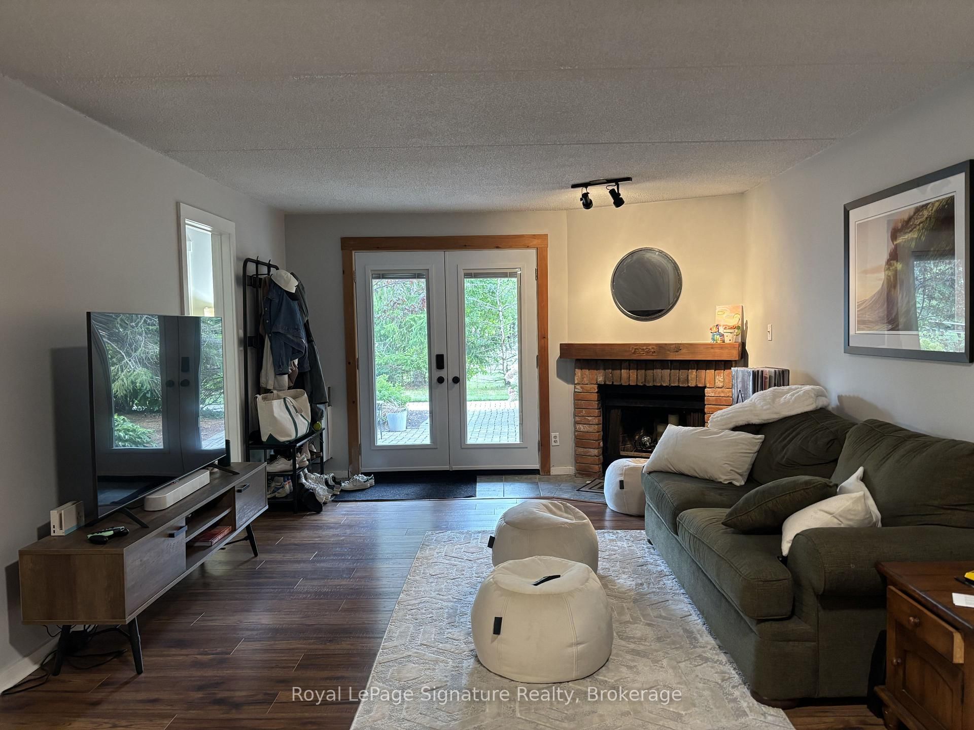 11 DAWSON Drive, Unit 717