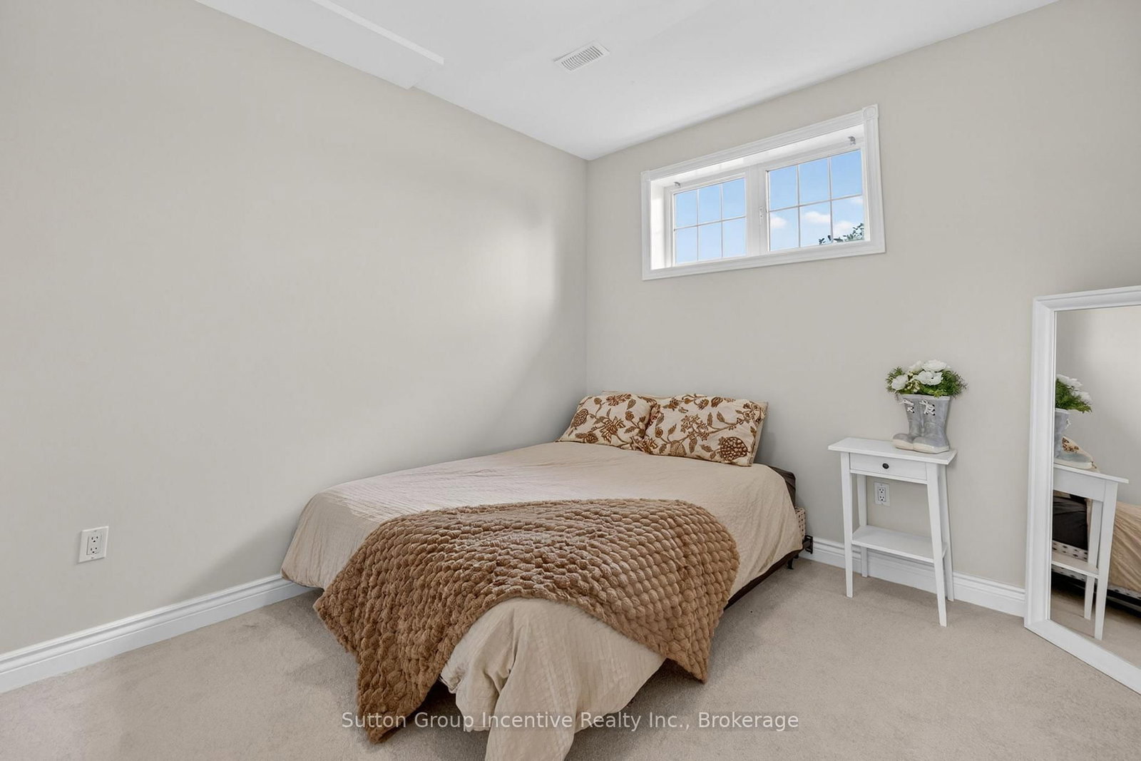 5 Marl Creek Drive • Springwater, ON photo 29