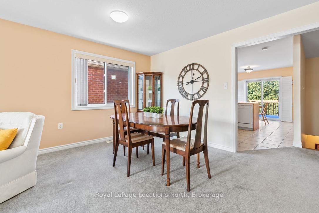 83 White Elm Road • Barrie, ON photo 10