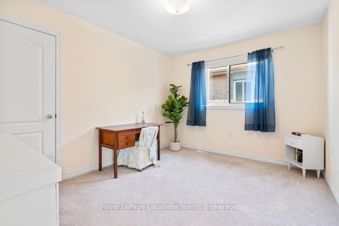 83 White Elm Road • Barrie, ON photo 16
