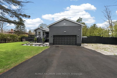 2330 E Lakeshore Road • Oro-Medonte, ON photo 2