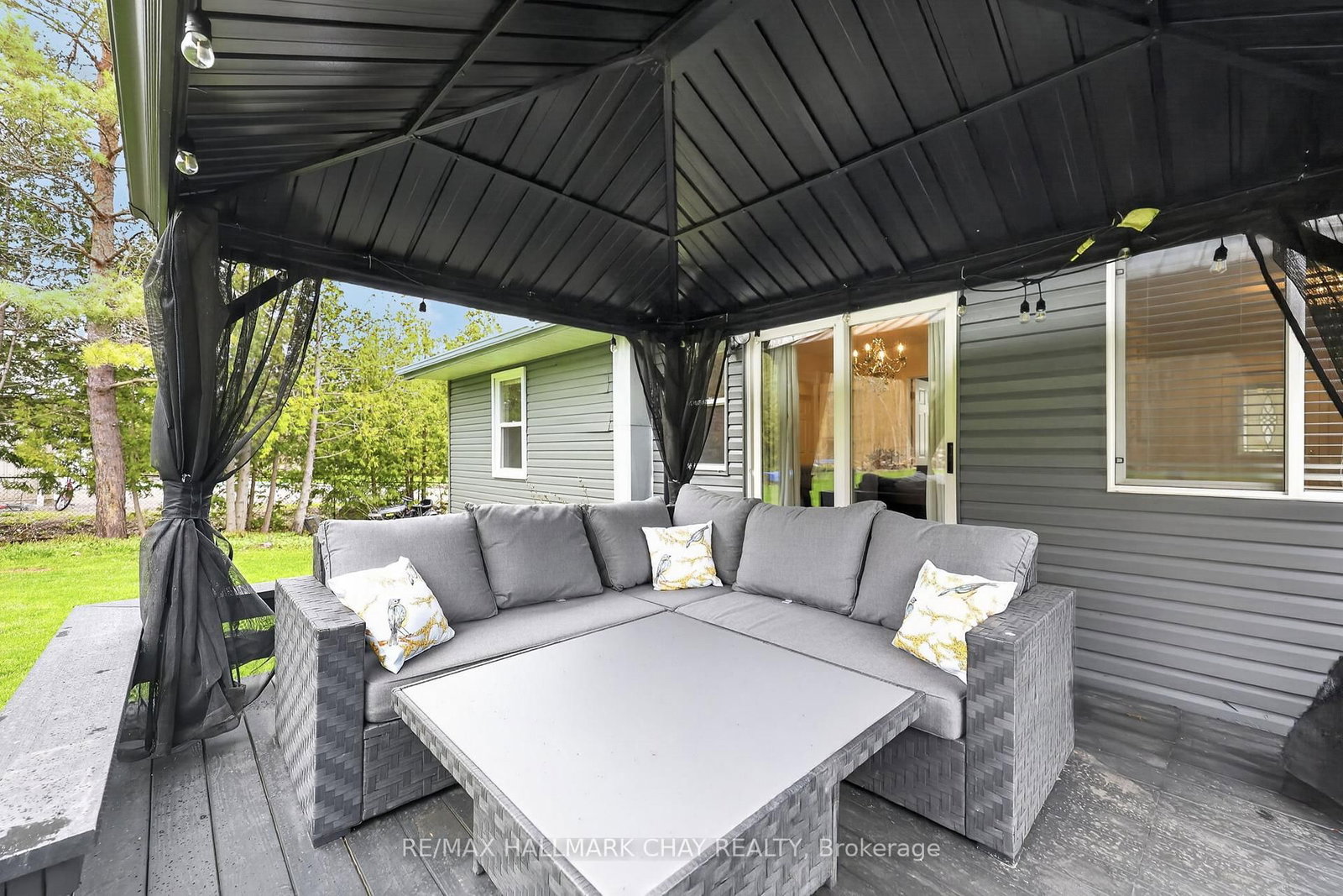 2330 E Lakeshore Road • Oro-Medonte, ON photo 36