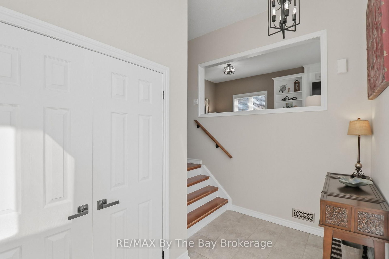 18 Maple Drive • Wasaga Beach, ON photo 13