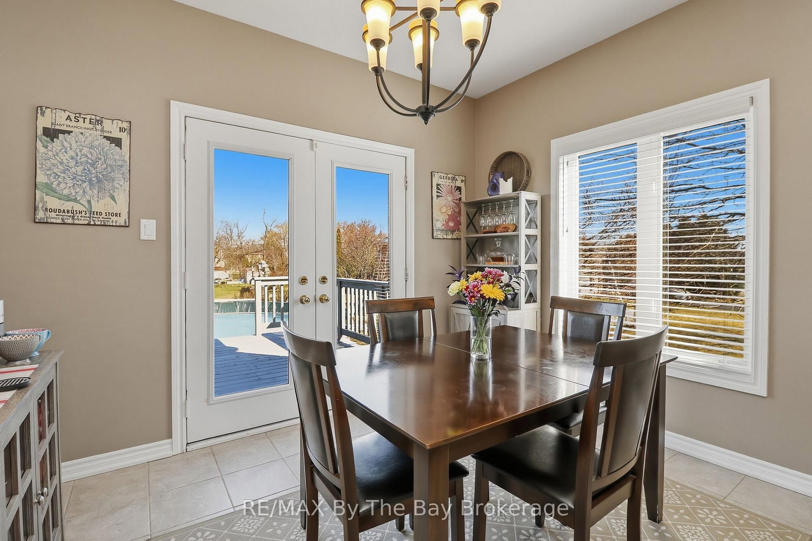 18 Maple Drive • Wasaga Beach, ON photo 17