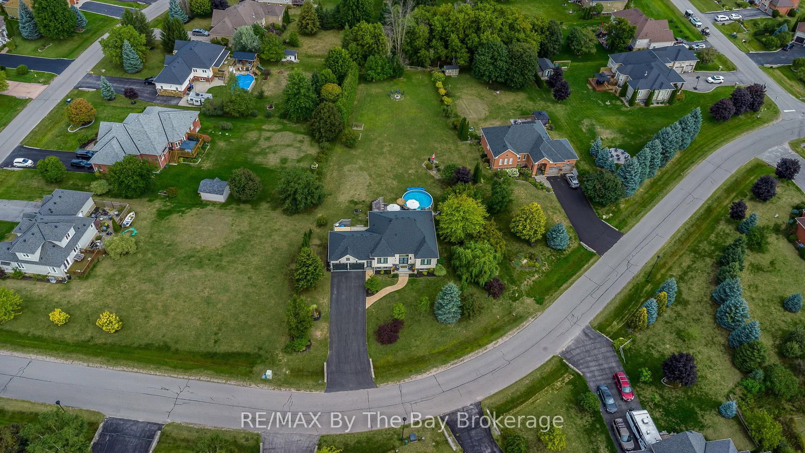 18 Maple Drive • Wasaga Beach, ON photo 23
