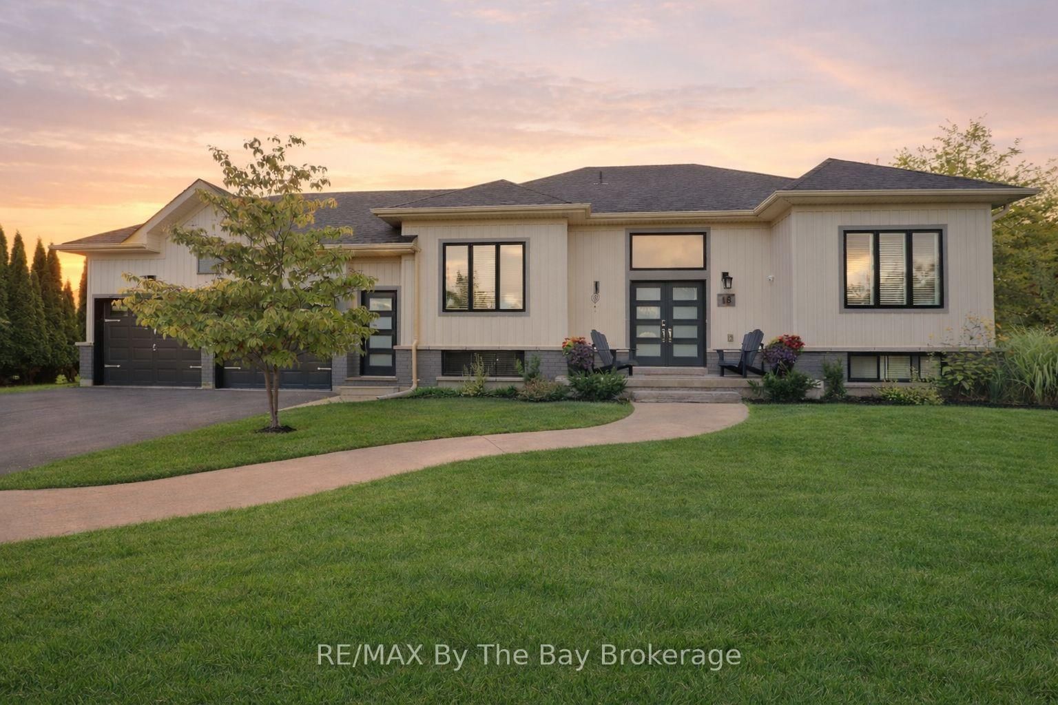 18 Maple Drive • Wasaga Beach, ON photo 33