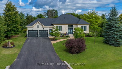 18 Maple Drive • Wasaga Beach, ON photo 8