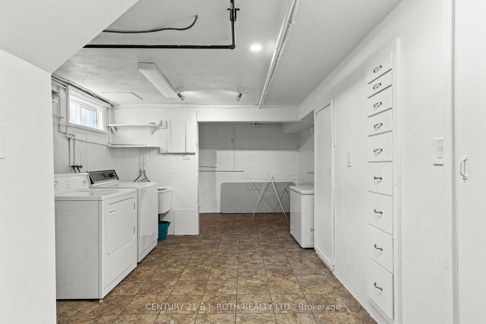 52 Marcus Street • Barrie, ON photo 19