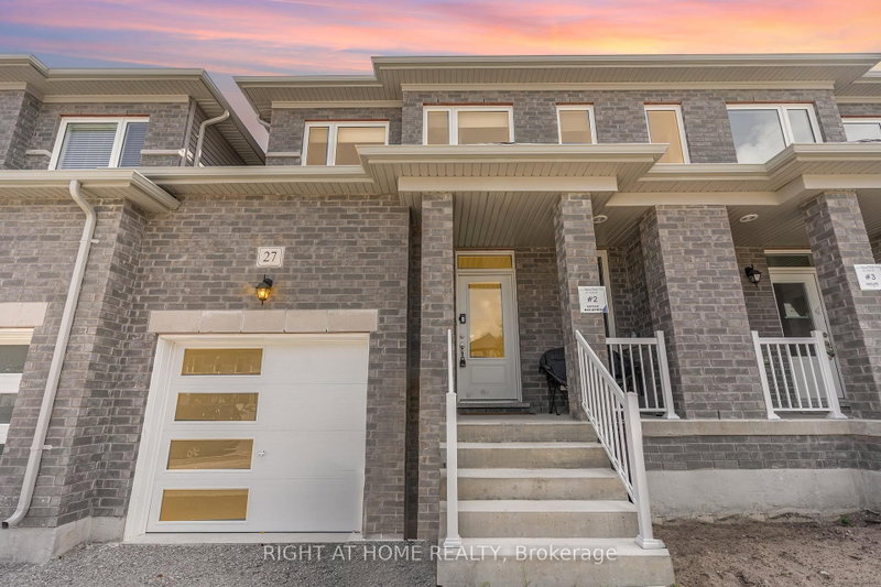 home for lease on 27 Lisa Street