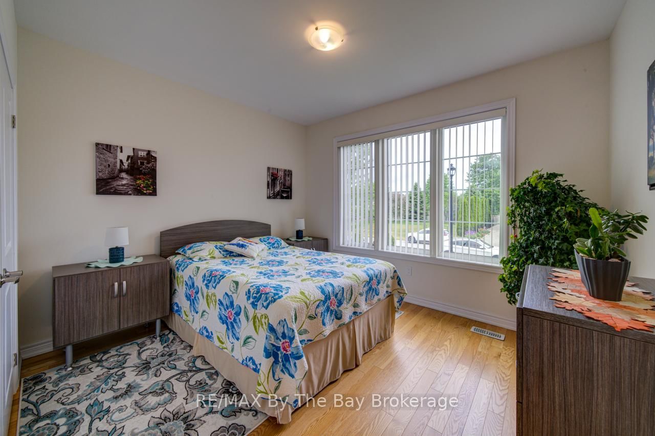 43 Fawndale Crescent • Wasaga Beach, ON photo 31