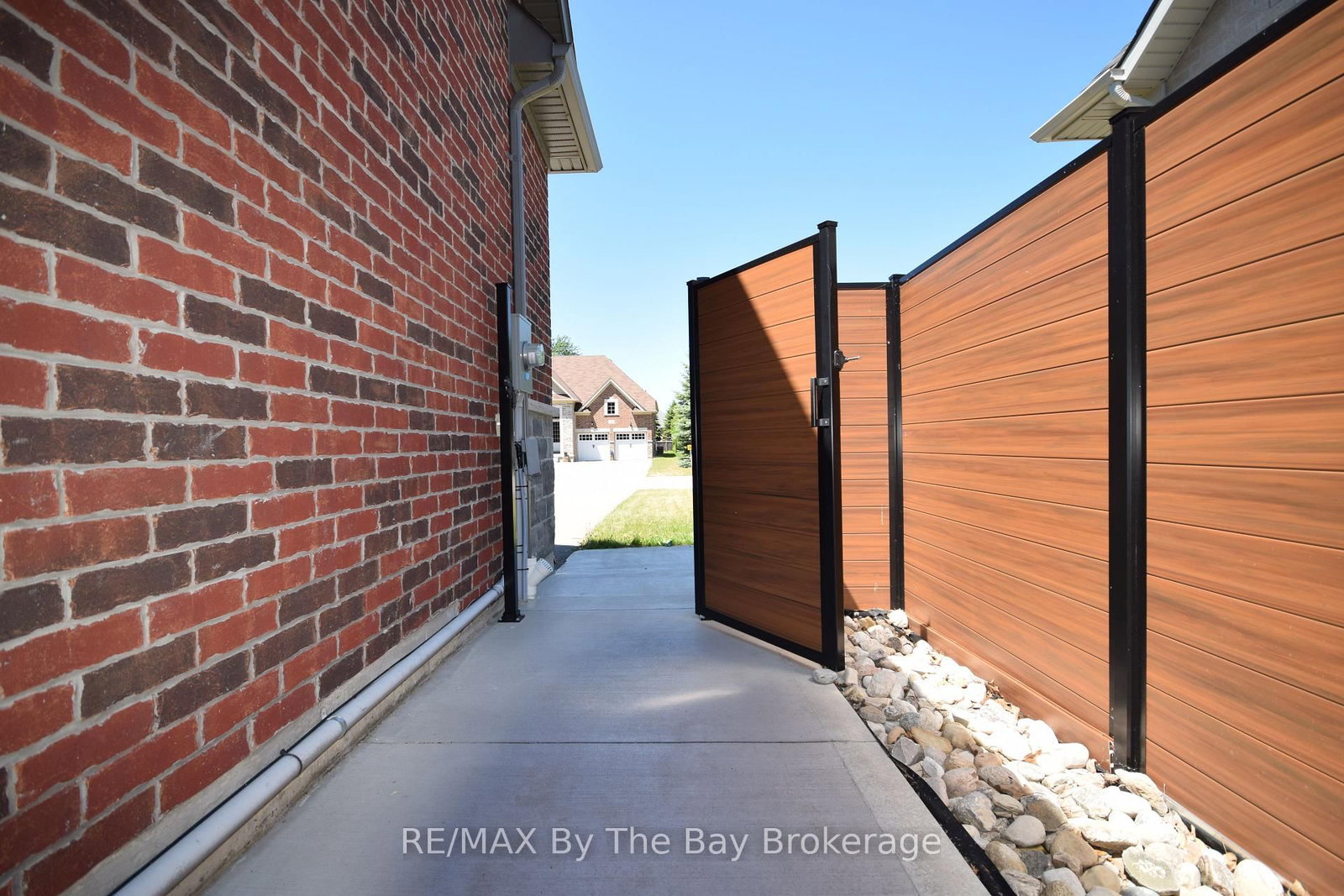 43 Fawndale Crescent • Wasaga Beach, ON photo 36