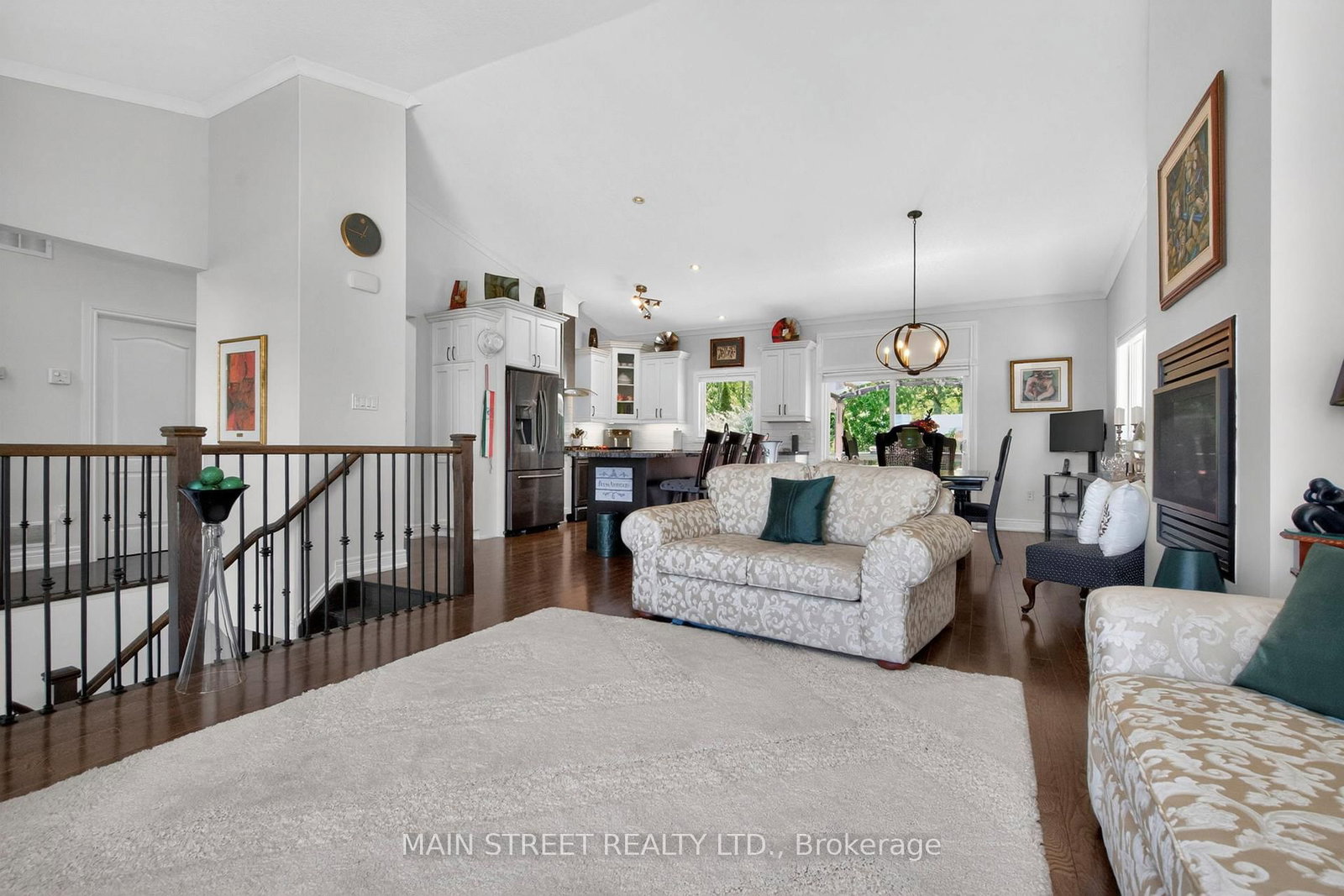 644 Taylor Drive • Midland, ON photo 16