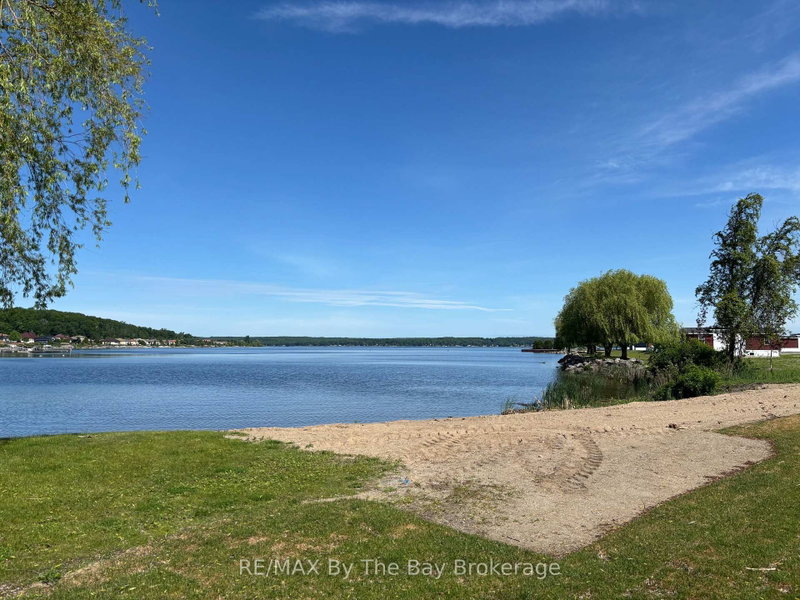 38 - 3282 Ogden's Beach Road