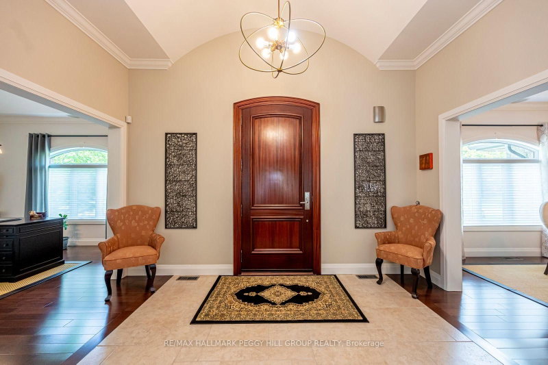 2 Hilltop Court