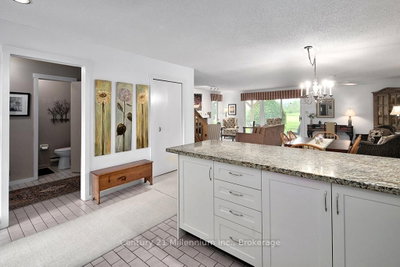 500 Oxbow Crescent • Collingwood, ON photo 5