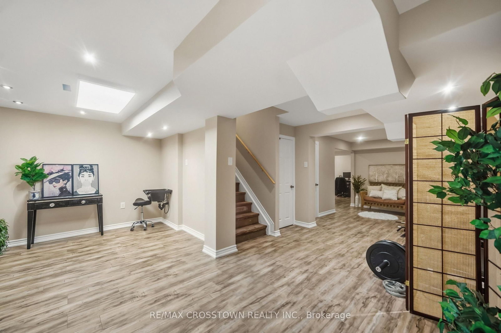 17 Counsellor Terrace • Barrie, ON photo 32