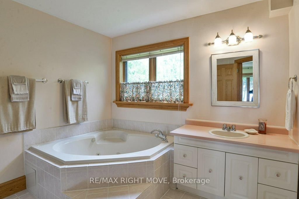 3866 Glenrest Drive • Ramara, ON photo 25