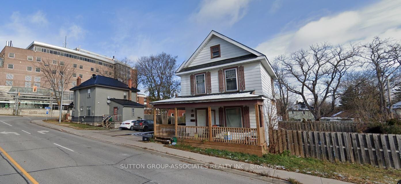 50 DUNEDIN Street • Orillia, ON photo 2