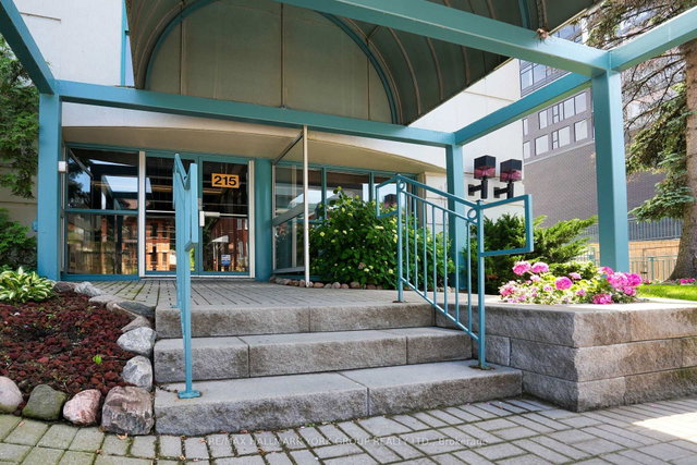 703 - 215 Dunlop Street E