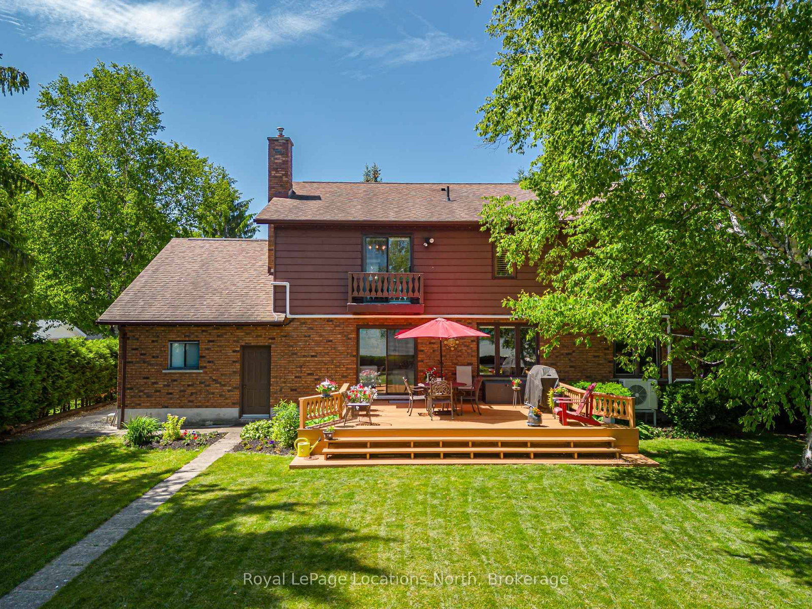 43 Georgian Manor Drive • Collingwood, ON photo 8