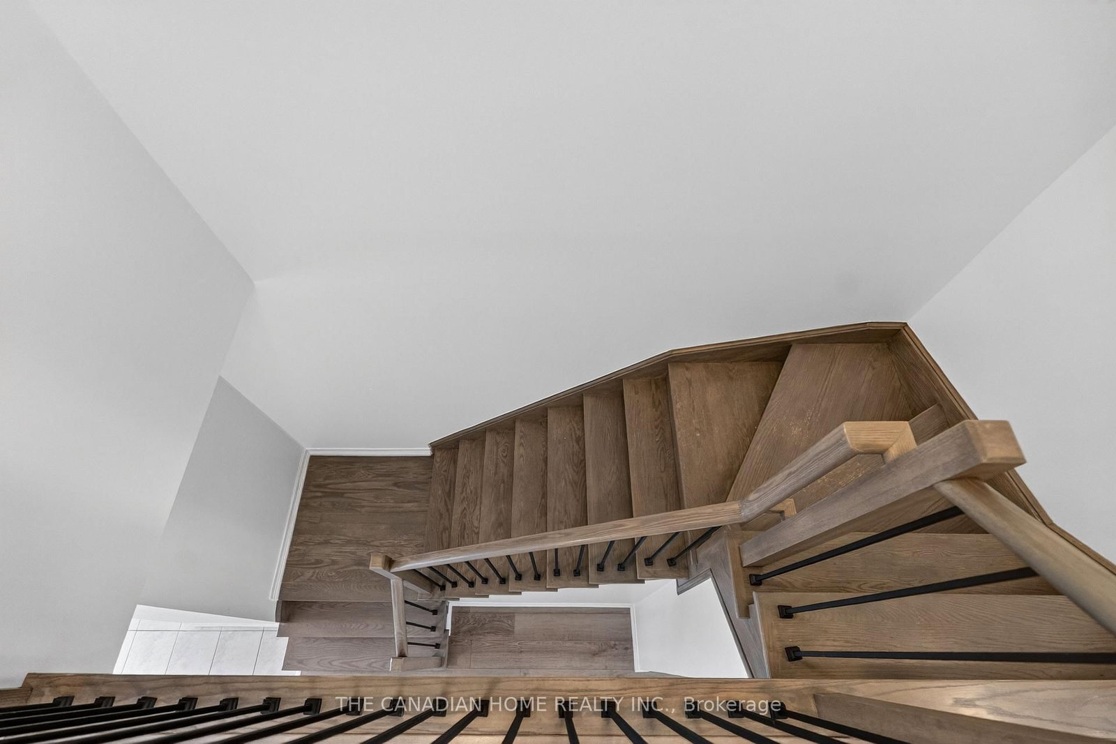 131 Gateland Drive • Barrie, ON photo 27