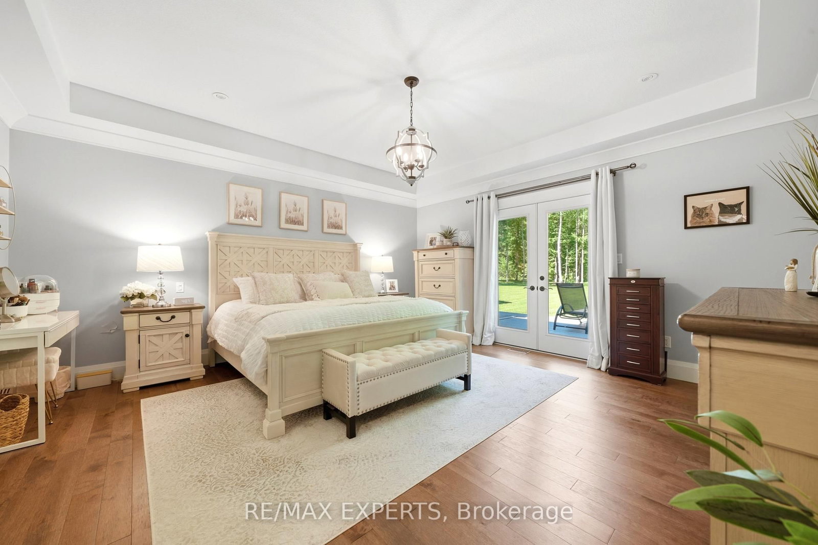 48 Marni Lane • Springwater, ON photo 16