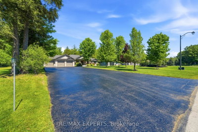 48 Marni Lane • Springwater, ON photo 3
