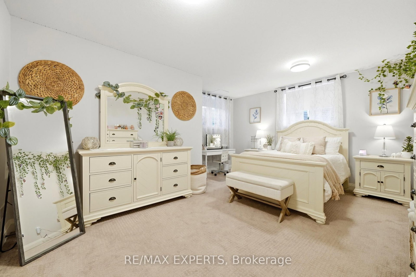 48 Marni Lane • Springwater, ON photo 30
