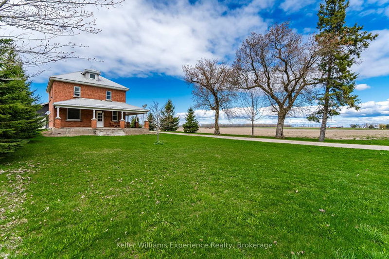 2936 Flos 6 Road W