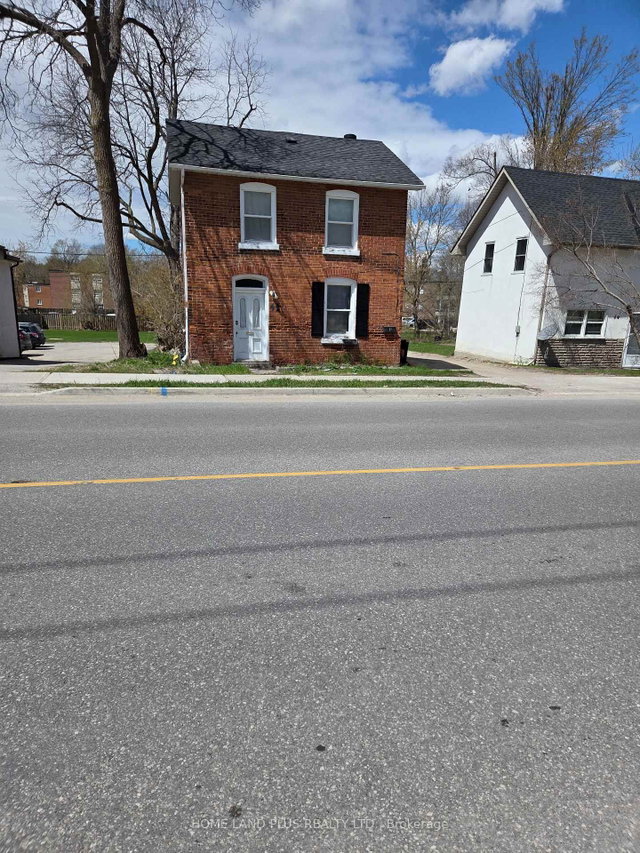 42 Penetang Street