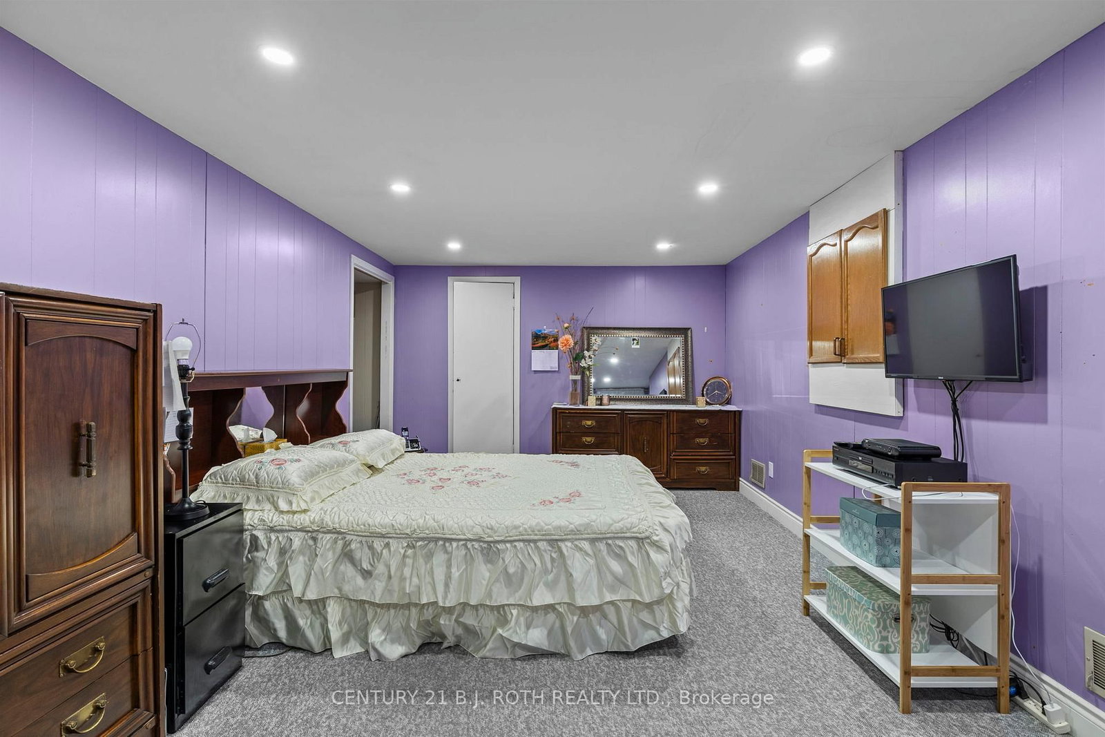 823 Essa Road • Barrie, ON photo 22